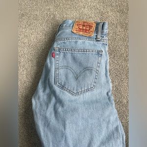 505 LEVIS! MID RISE PREFECT CONDITION PERFECT STYLE PERFECT FIT